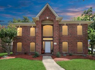 1503 Pine Ridge Ln, Pearland, TX 77581