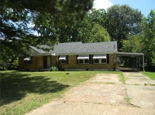 2976 Rainier Dr, Memphis, TN 38127