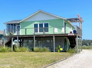 2014 W Pelican Dr, Oak Island, NC 28465