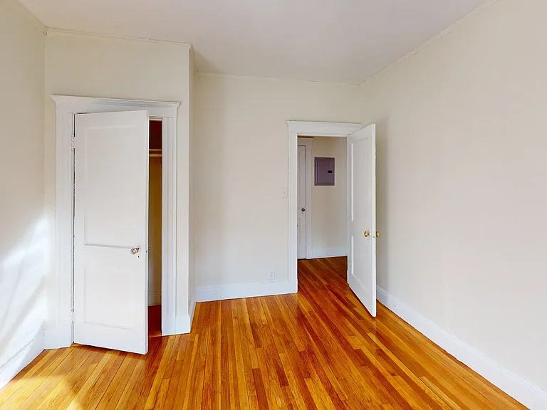 12 Vinal St #7 — Photo 10