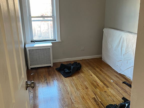 3rd image of 114-60 197th St #2