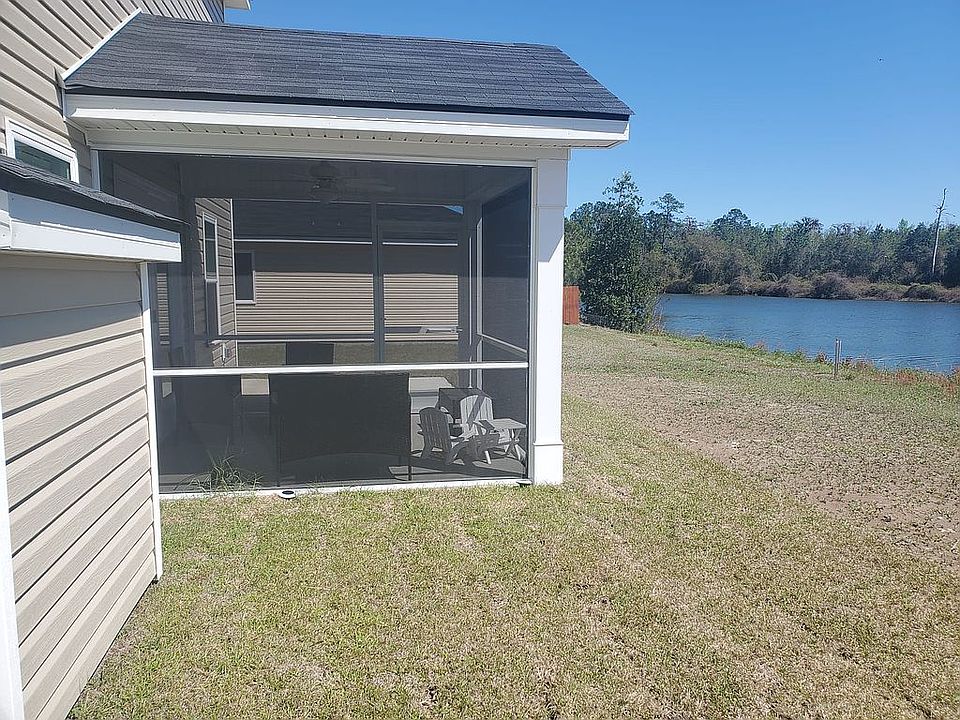 1st image of 217 Roswell Dr E