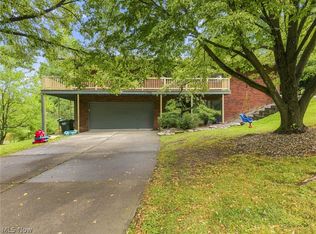 3168 Country Club Dr, Medina, OH 44256