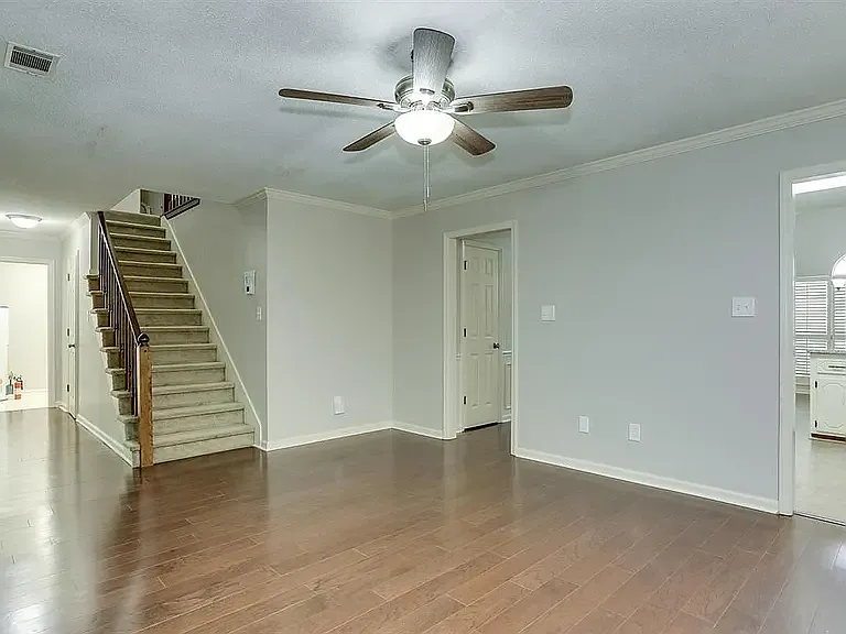 2907 Pointewest Dr — Photo 18