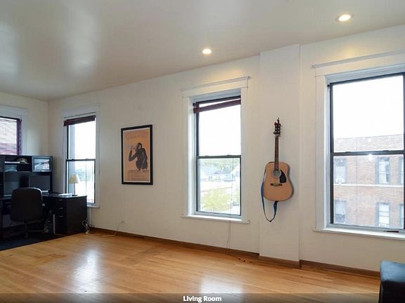 5th image of 3535 W Armitage Ave #2