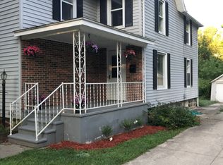 33 S Main St, Quincy, MI 49082