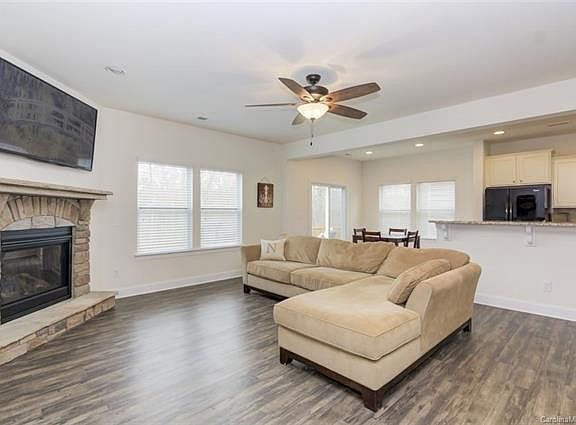 5th image of 6054 Durango Way