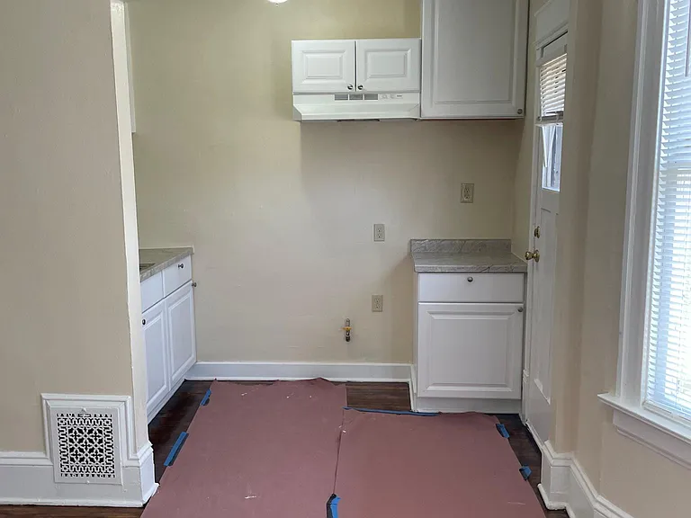 1226 N 33rd St #3 — Photo 10