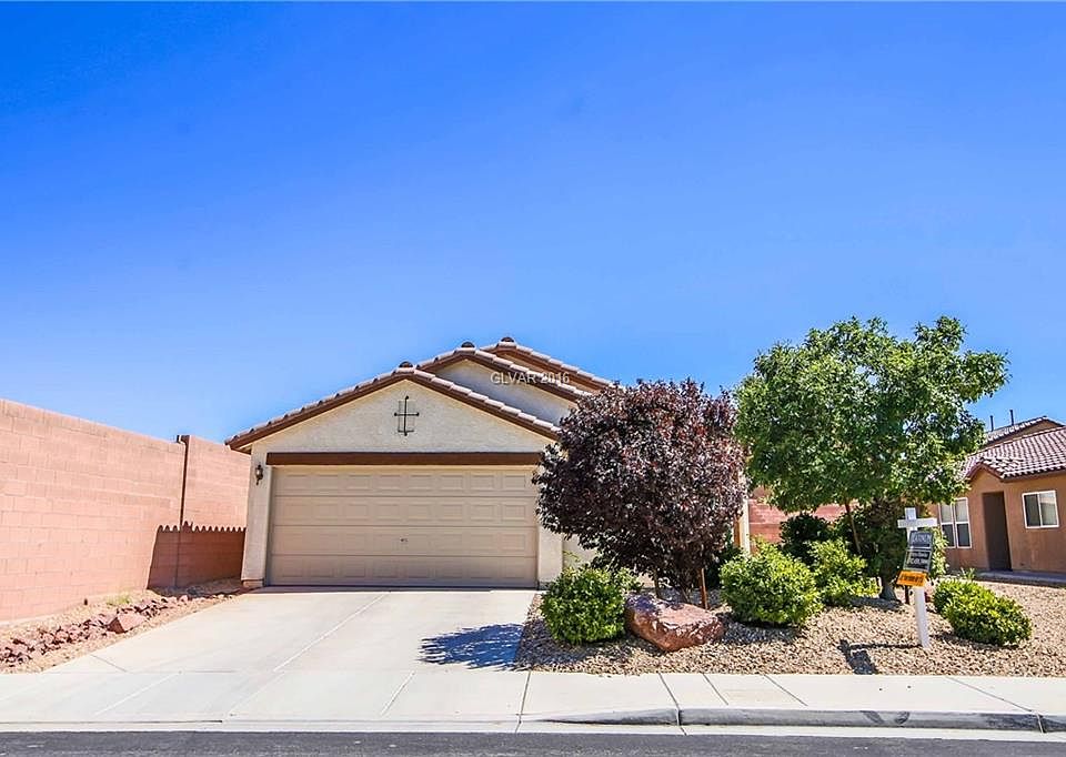 1st image of 73 Desert Palm Dr