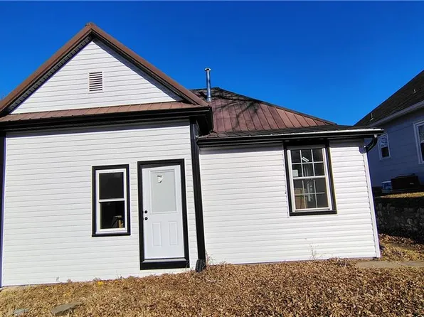 315 Yale St, Saint Joseph, MO 64504