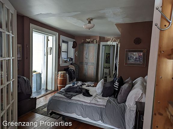 5th image of 6500 Lincoln Dr APT 1