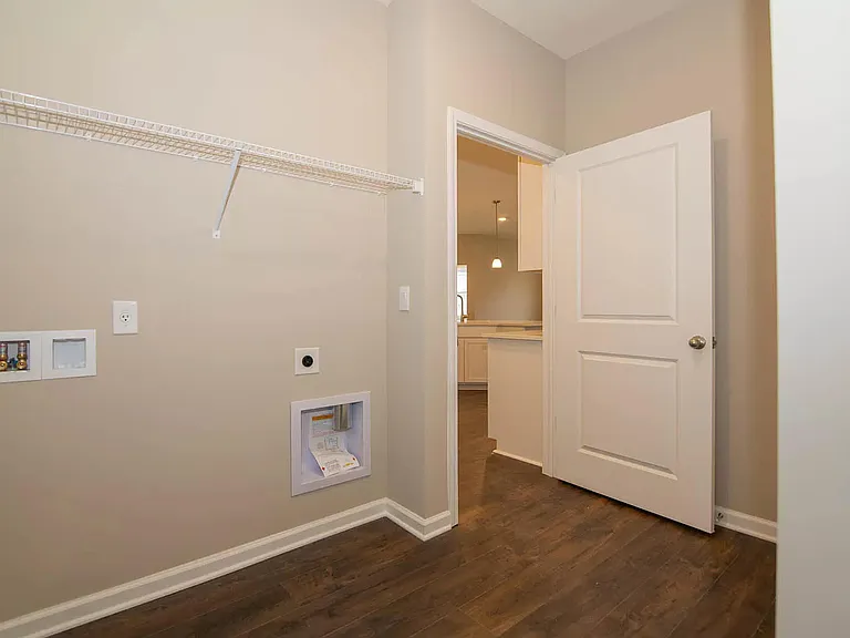 1706 S Centennial Ave — Photo 18