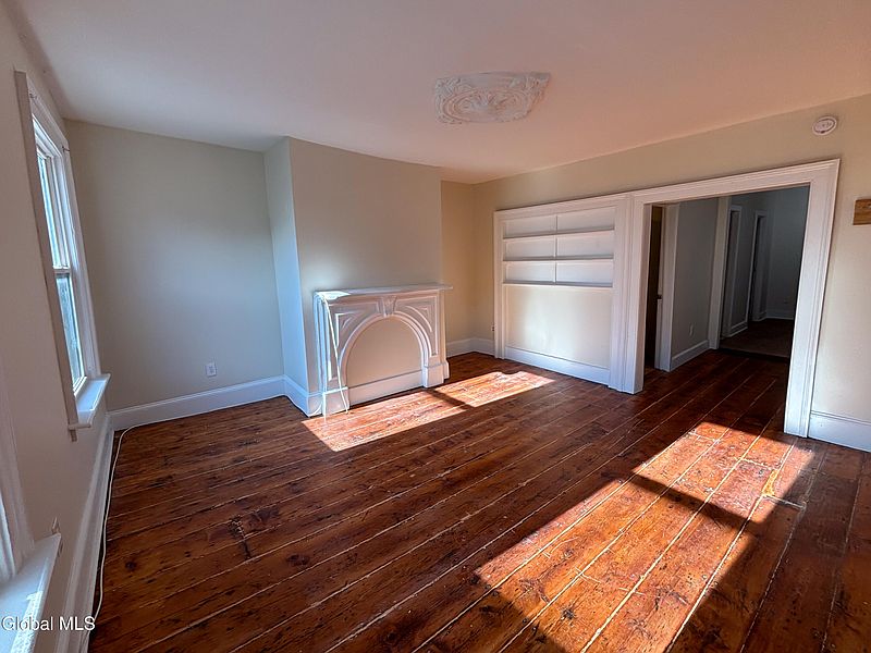 2nd image of 101 Philip Street