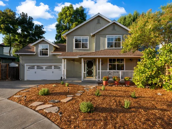 949 McNear Avenue, Petaluma, CA 94952