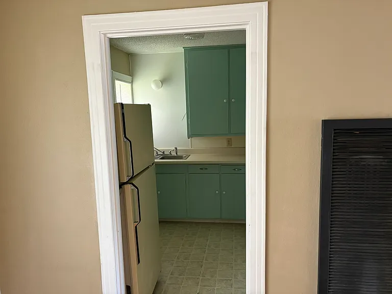 102 Dixie Dr #106 — Photo 16