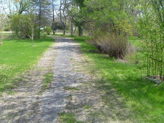 2nd image of 223 South Dr