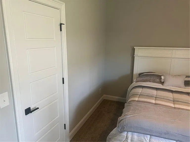100 Newport Ave — Photo 6
