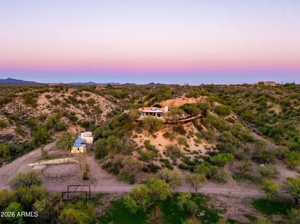 27610 W Gill Road, Morristown, AZ 85342