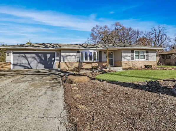 17528 W Woodbrook Ln, Lockport, IL 60441