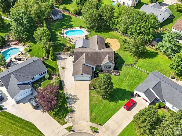 7111 Tallwood Ct, Loveland, OH 45140