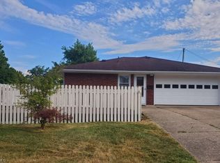 833 Lakeside Dr, Cambridge, OH 43725