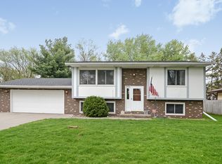 7868 73rd St S, Cottage Grove, MN 55016