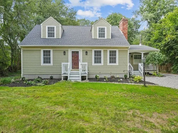 719 Main Rd, Westport, MA 02790