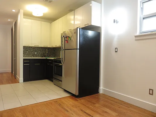 Rented by Rennit Inc. | media 63