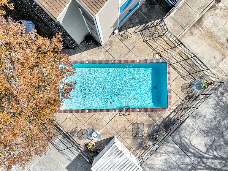 Almondtree Apartments — Photo 15