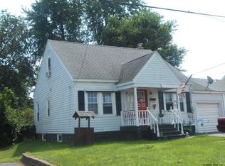 2748 Edgewood Ave, Schenectady, NY 12306