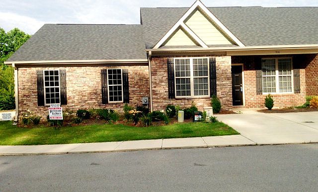 1st image of 514 Scenic Dr