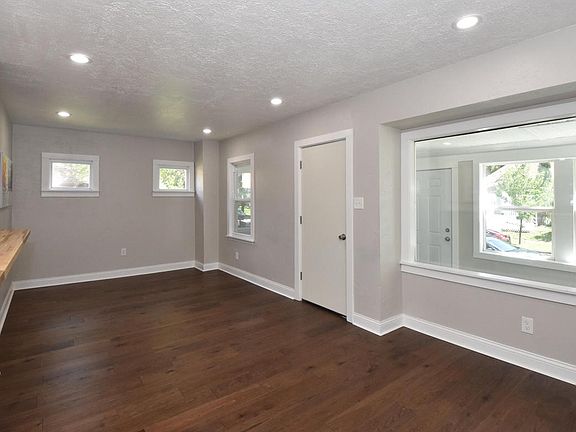 4th image of 5527 N 34th STREET