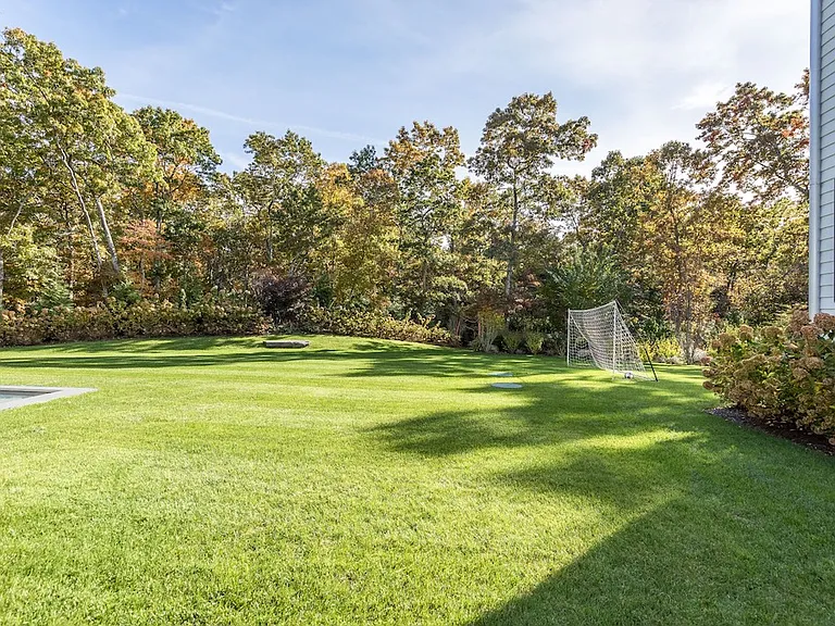 60 Alewive Brook Rd — Photo 5