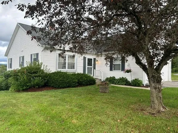 241 Eastview Circle, Williston, VT 05495
