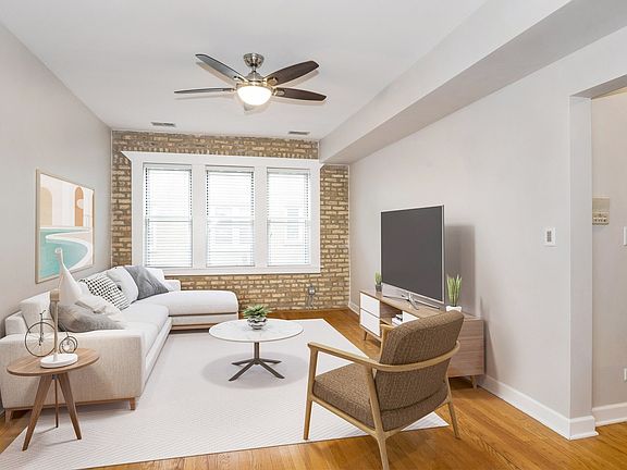 3rd image of 4510 N Ashland Ave APT 2W