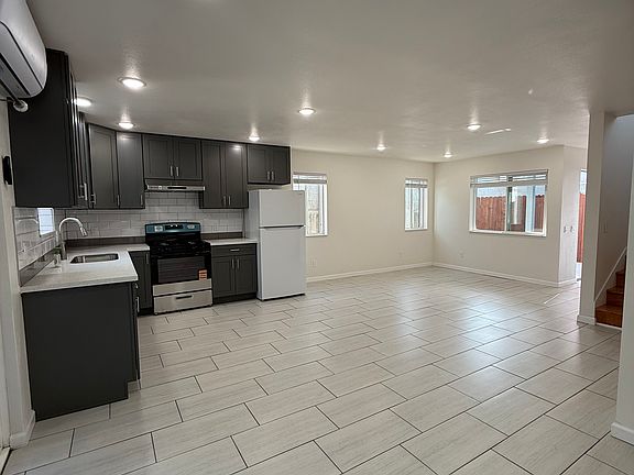 2nd image of 10273 Saluda Ave