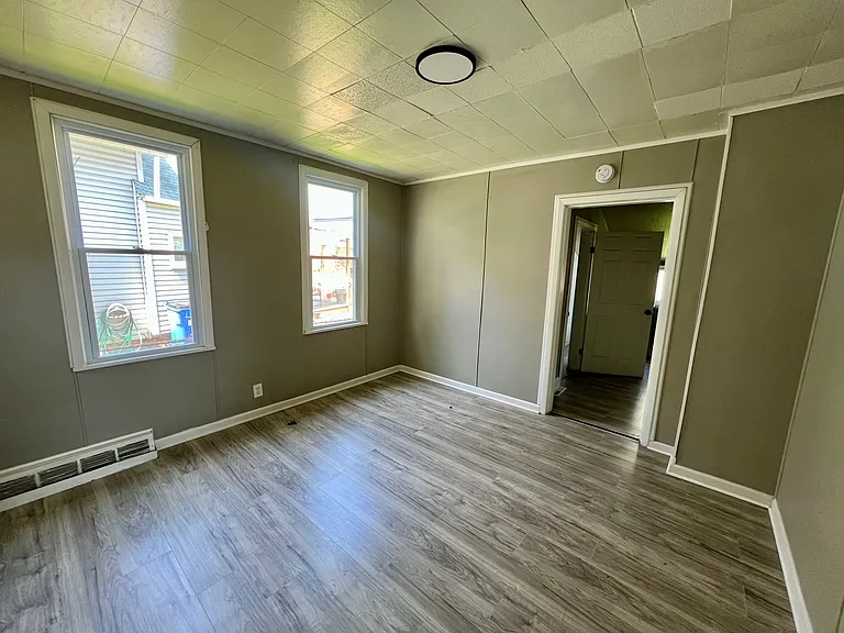 4212 Apple Ave #2 — Photo 4