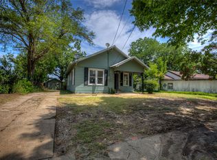 706 Sycamore St, Commerce, TX 75428