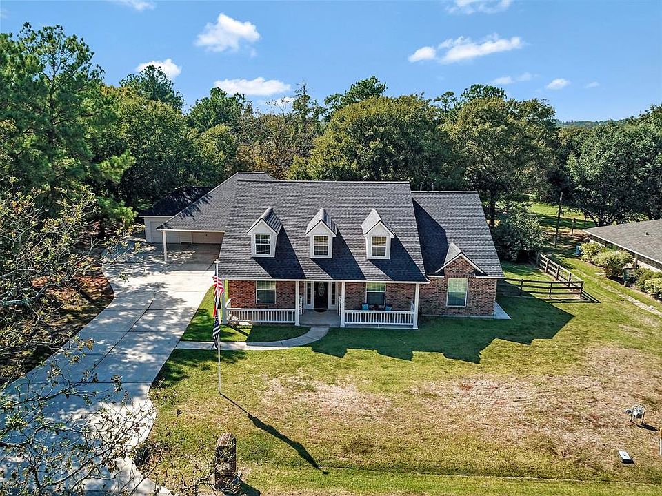 1st image of 217 Amarillo Dr