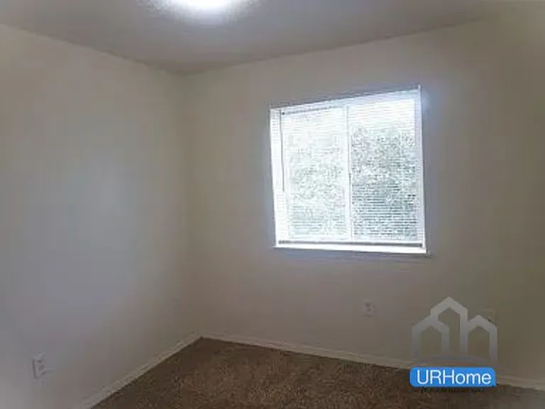 120 SE 143rd Ave — Photo 41
