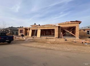 2776 W Three Lakes Dr, Meridian, ID 83646