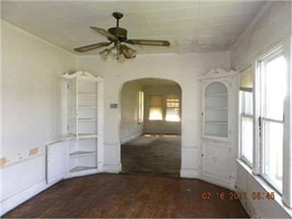 4th image of 1718 S 2nd Ave