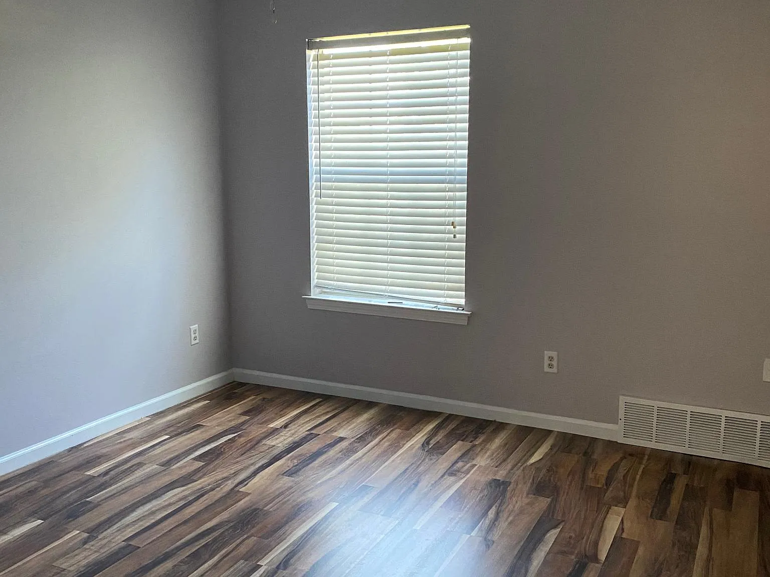 6792 Meadow Chase Ln — Photo 3