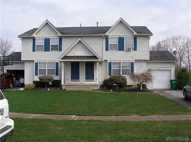 1st image of 3356 Queens Ln