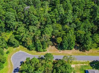 69 N Forest Dr, Huntsville, TX 77340