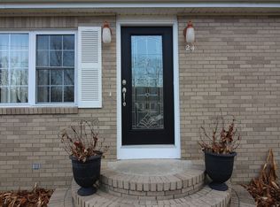 24 Greenfield Rd, Westport, MA 02790