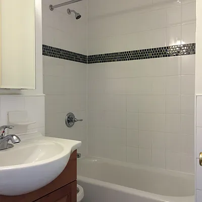 Rented by Upton Realty Group | media 39