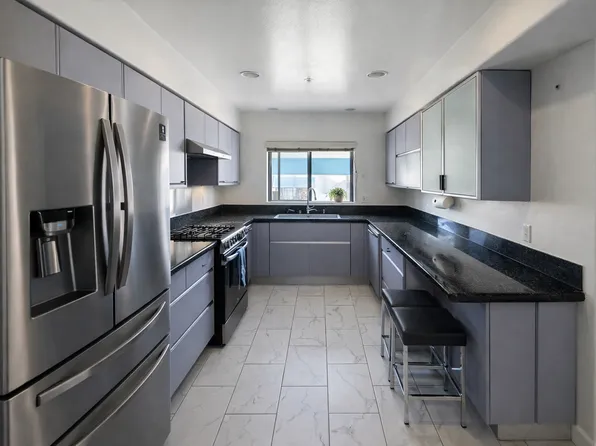 6905 Hannum Ave #6905, Culver City, CA 90230