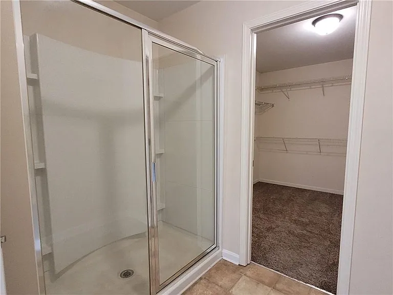 6010 Stonebrook Ln — Photo 32