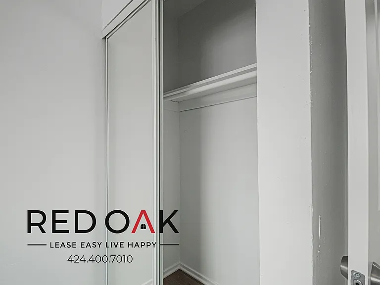 252 E 79th St #262 — Photo 12